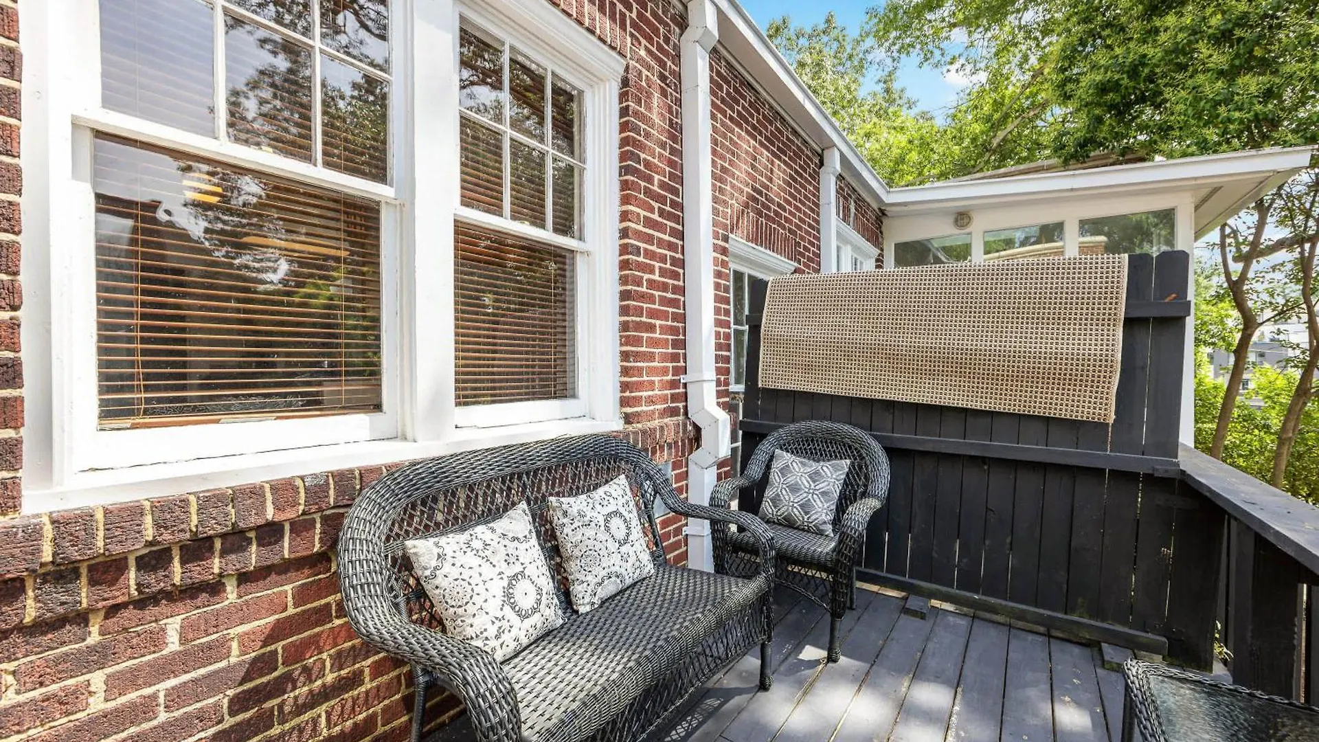 Spacious 2Br In Myers Park With Sunroom Charlotte Vakantiehuis